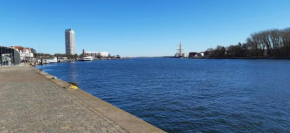 Strand-Apartment Chill Lounge mit Park- und seitlichem Ostseeblick
